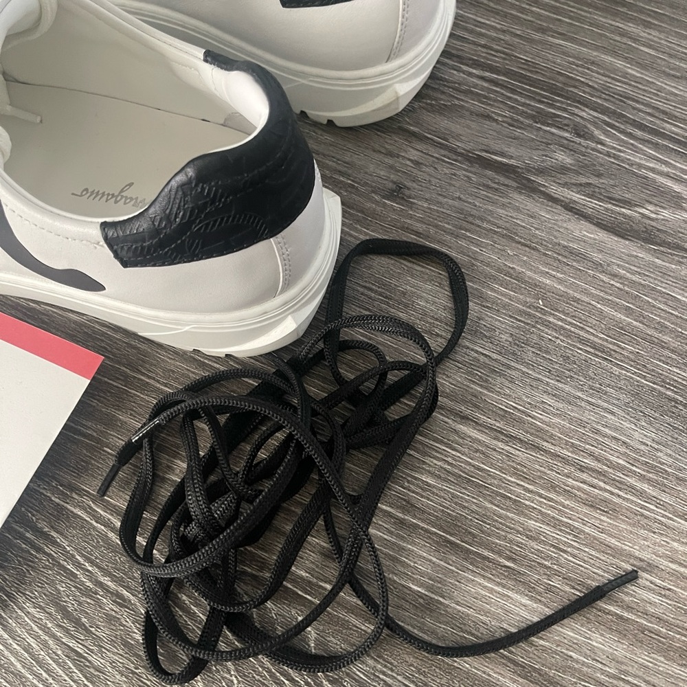 Ferragamo sneakers - Picture 7 of 8